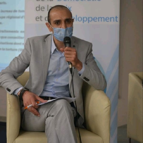Avv. Mohsen Souilah (membro WOLEP, Tunisia): `Essere un Avvocato implica necessariamente una certa flessibilità. Abbiamo a che fare con una sorta di ginnastica intellettuale!`
